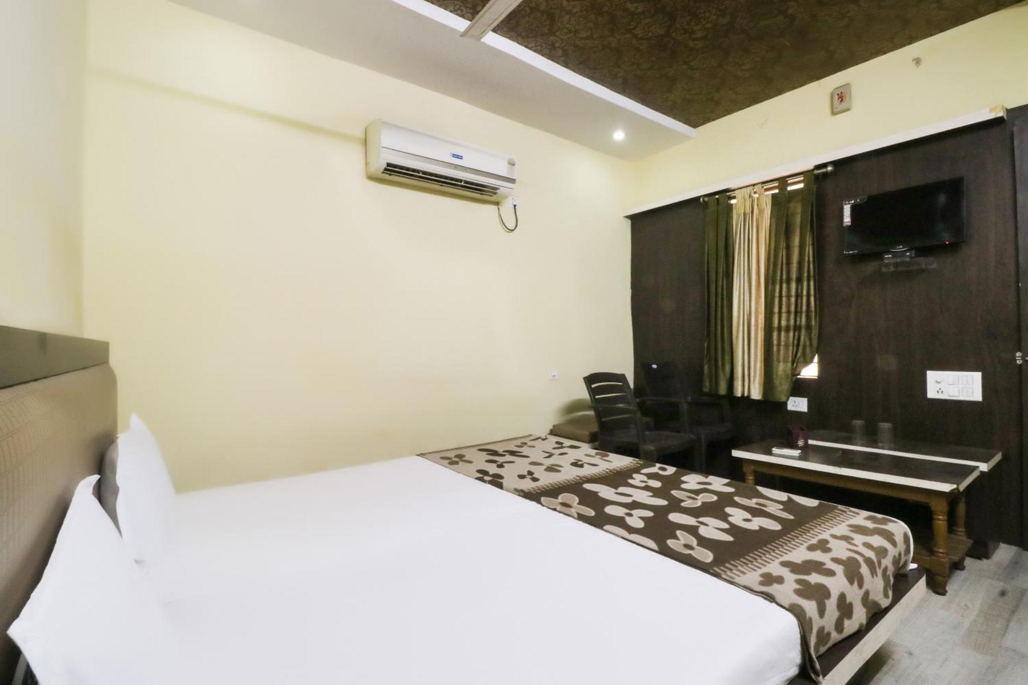 Spot On Hotel Monu Raipur  Bagian luar foto