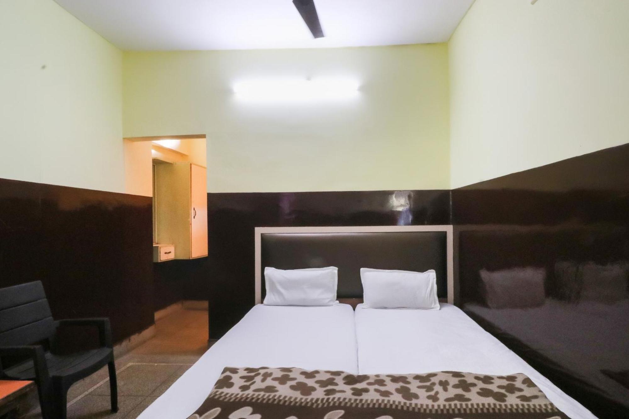 Spot On Hotel Monu Raipur  Bagian luar foto